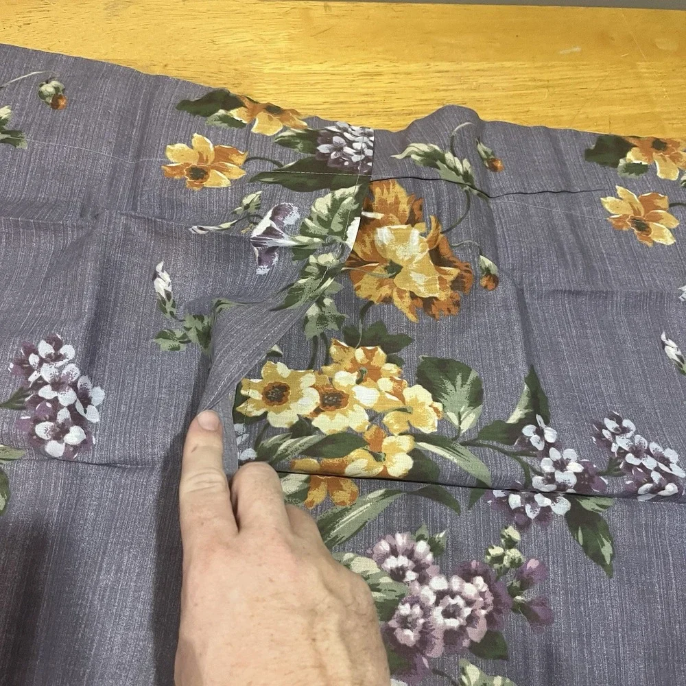 Vtg Arley Purple Floral Standard Pillow Sham‎ Cottage Core Flowers 20x26